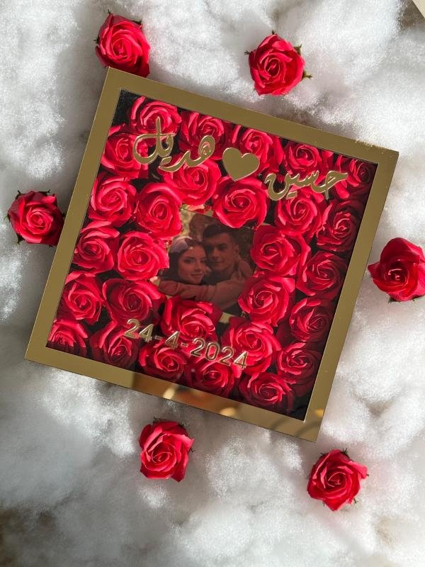 flower plexi box 