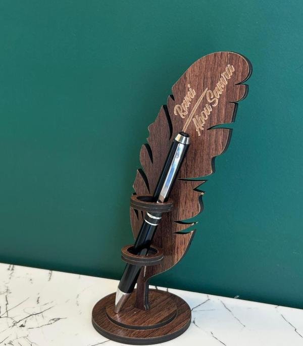 Pen Holder